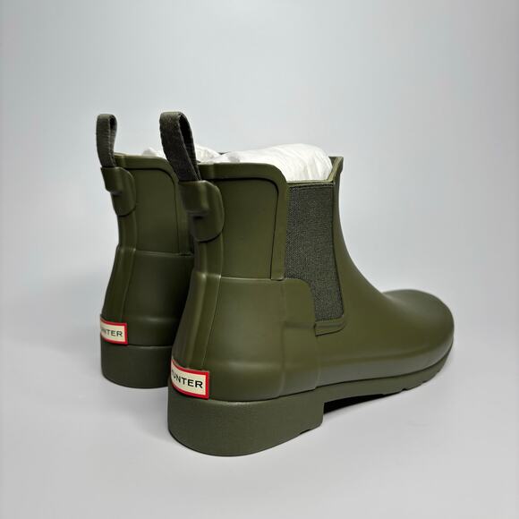 Hunter Original Refined Waterproof Chelsea Rain Boots in Ismarken Olive - Picture 5 of 11